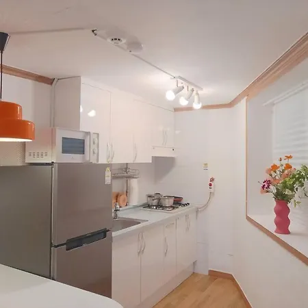 Hongdae Villa